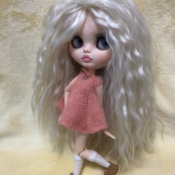 Blythe - Picture 7 of 11